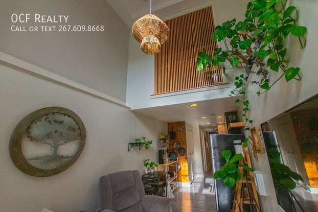 Building Photo - 1814 Christian St