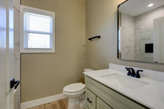 Building Photo - 102 Rosenwald St