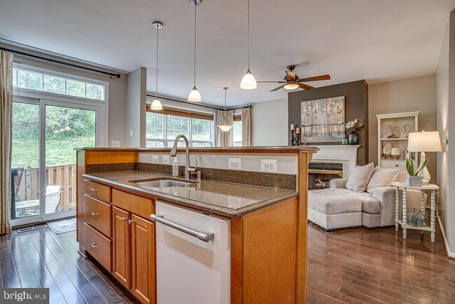 Building Photo - 5736 Governors Pond Cir