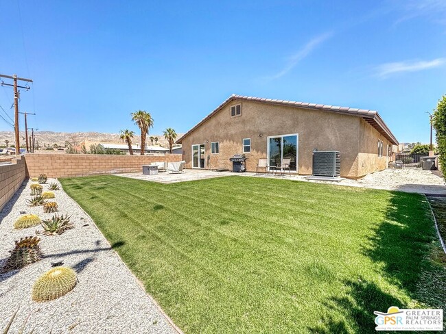 Building Photo - 13589 Hidalgo St