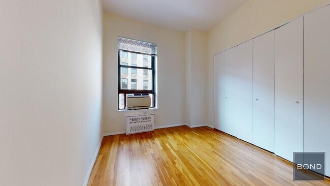 Building Photo - 1 Astor Pl