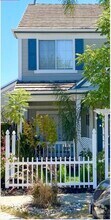 French door entrance - 372 Chaucer Dr