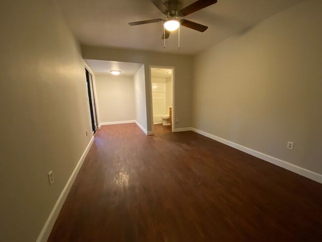 Building Photo - 2014 SW 70th Terrace