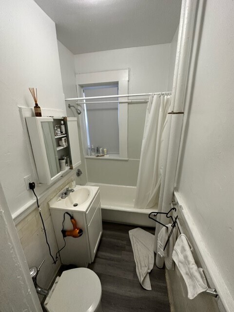 Building Photo - 1185 Boylston St