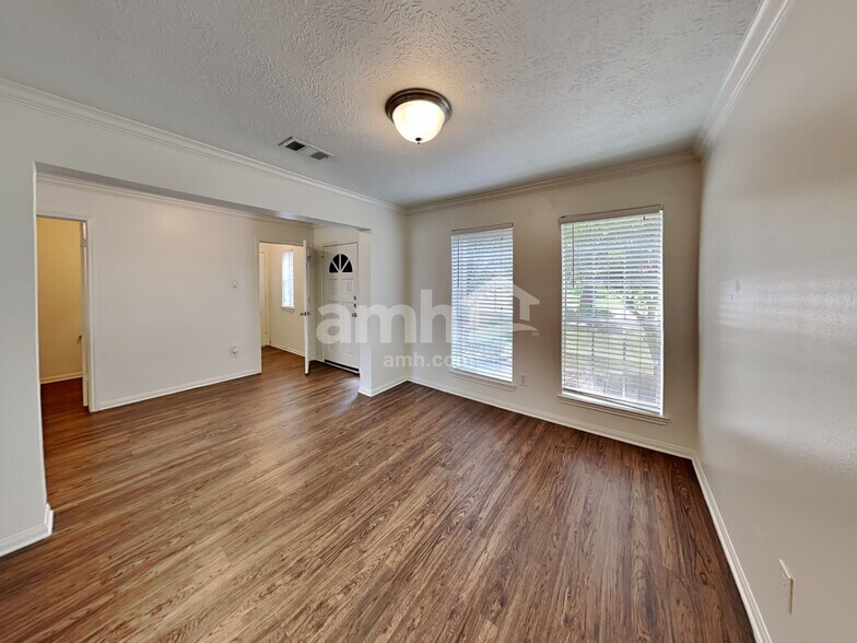 Building Photo - 13310 Ryan Landing Dr