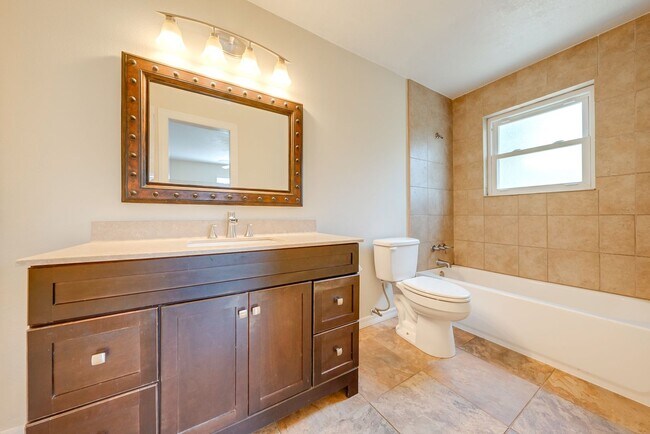 Building Photo - Serene 3-Bedroom Home on 1 Acre Lot
