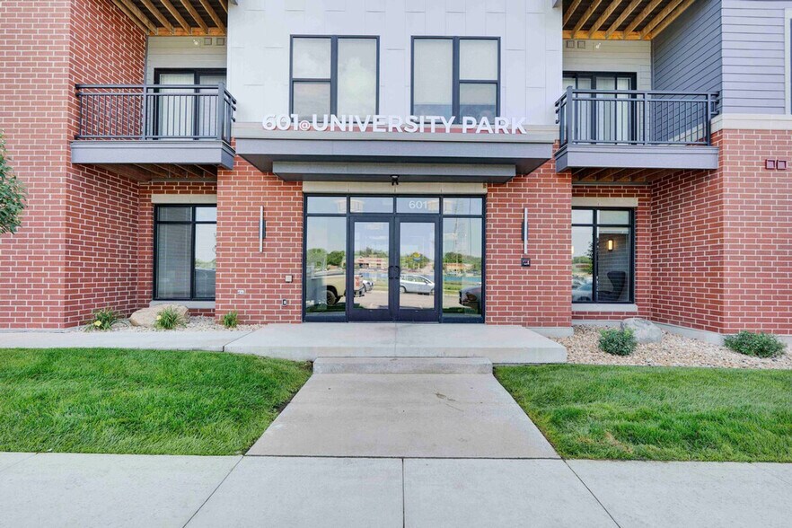 Building Photo - 601 Sand Pearl Ln