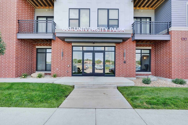 Building Photo - 601 Sand Pearl Ln