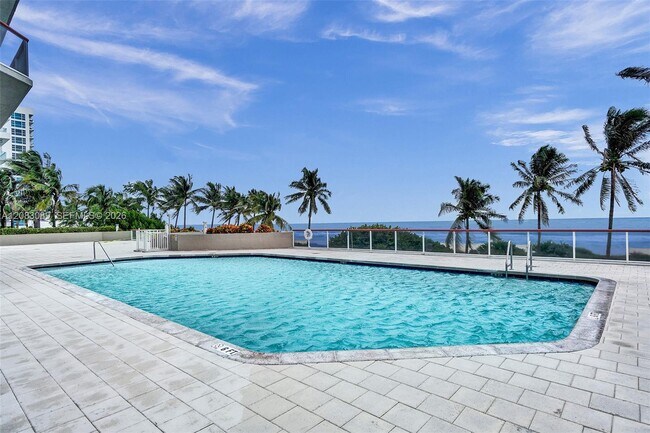Building Photo - 6767 Collins Ave