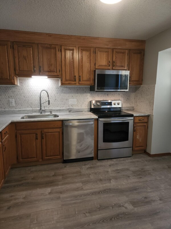 Building Photo - 39 Heyden Rd