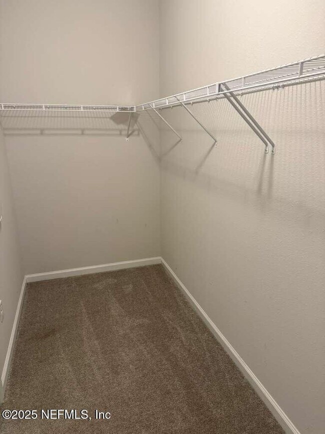 Building Photo - 101 Ness Cir