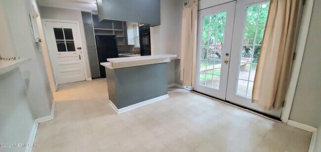Building Photo - 1123 Brierfield Dr