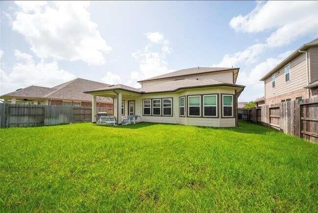Building Photo - 1123 Vine House Dr