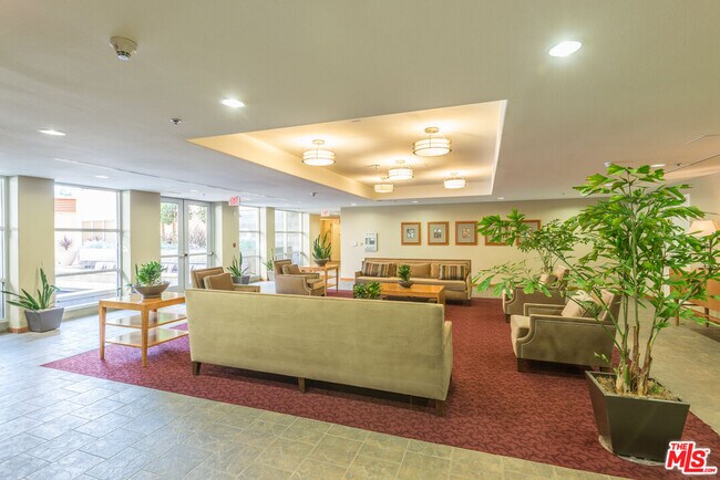 Building Photo - 4050 Glencoe Ave