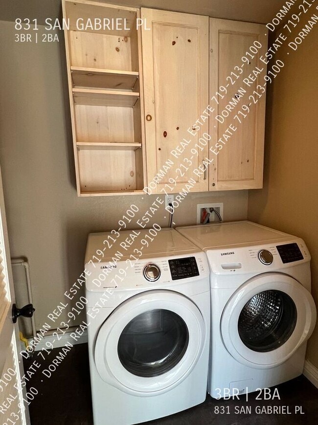 Building Photo - 831 San Gabriel Pl