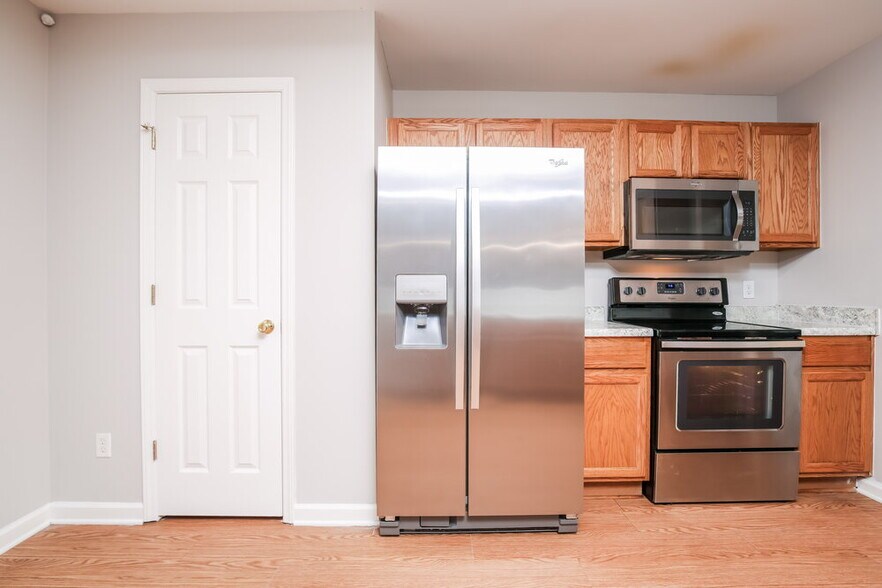 Building Photo - 1613 Brown Owl Dr