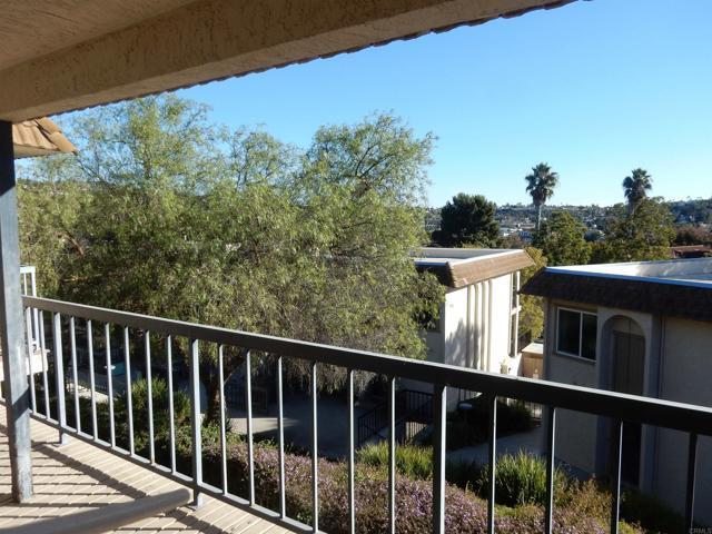 Building Photo - 2374 Caringa Way