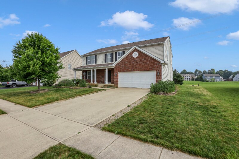 Building Photo - 1701 Marigold St