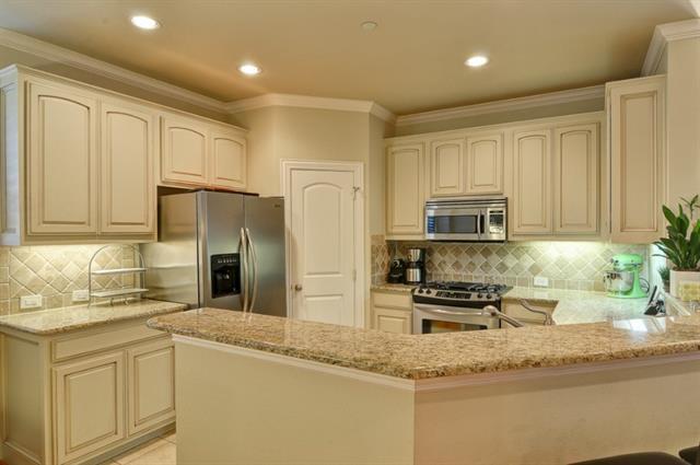 Building Photo - 3117 Rosedale Ave