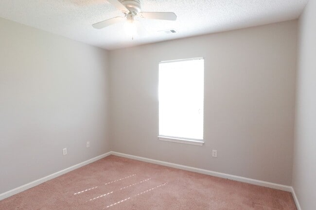 Building Photo - Coming Available!