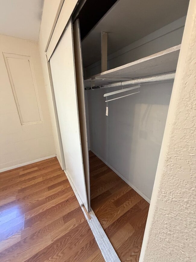 Building Photo - Biker’s Paradise: Cozy 2BR Duplex Steps from UC Davis & Downtown.