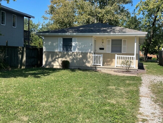 Primary Photo - Modern Ranch House in CHATHAM SCHOOL DISTR...