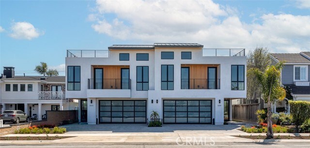 Building Photo - 1611 Cliff Dr