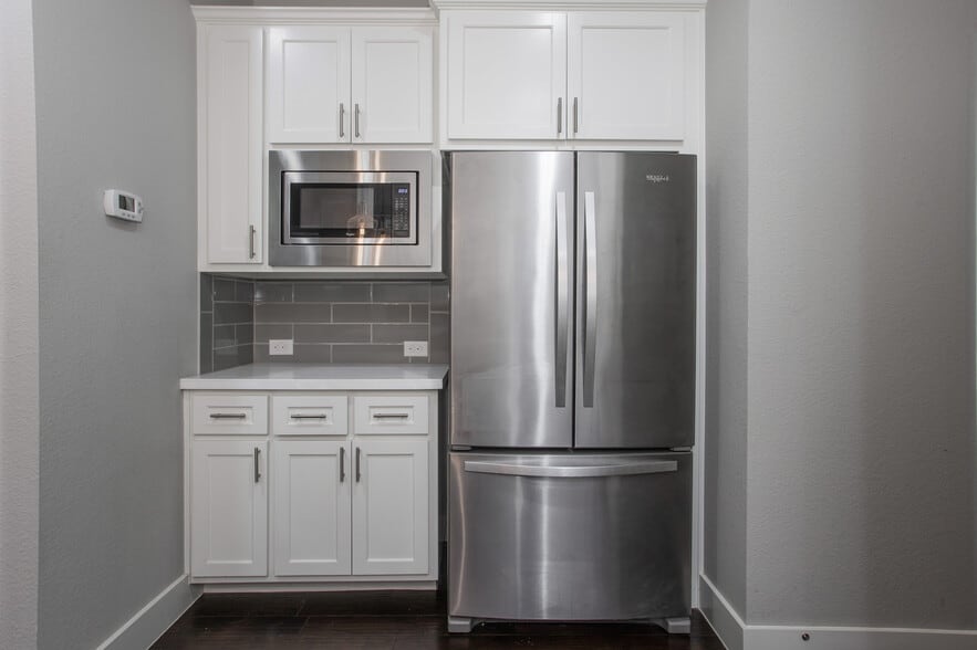 Kitchen - 212 Wimberly Street