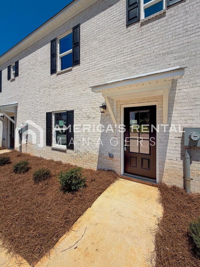 Building Photo - 113 Park Dr S
