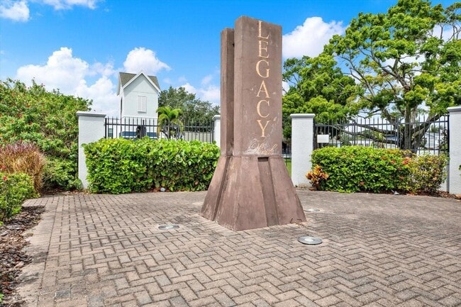 Building Photo - 4529 Bay Spring Ct