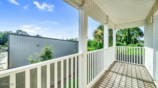 Building Photo - 2108 Sterling Cove Blvd