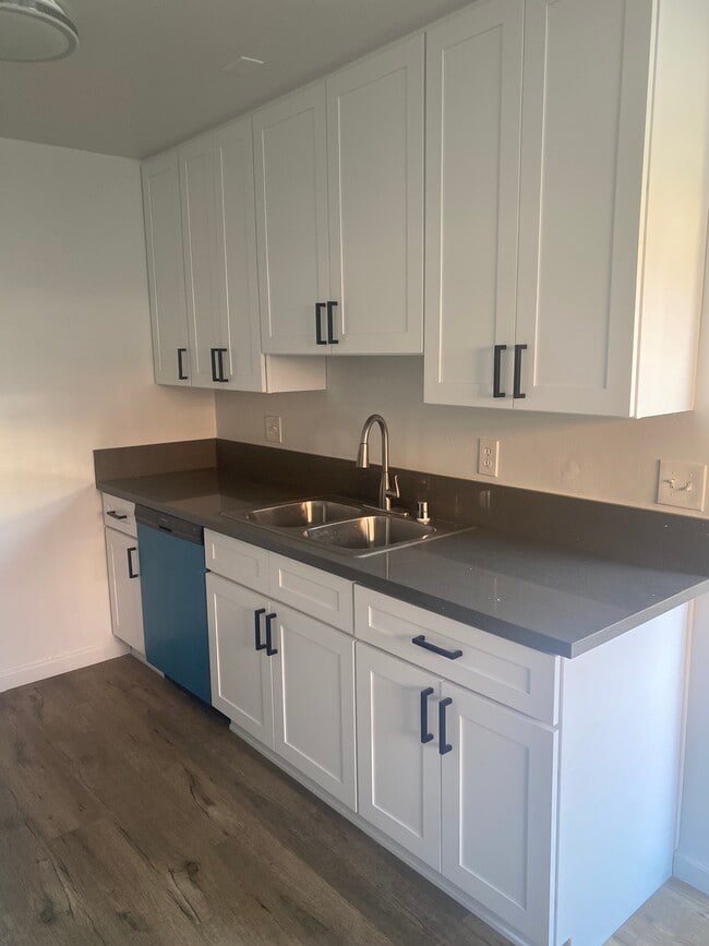 Building Photo - Orange Tree Garden Apartments