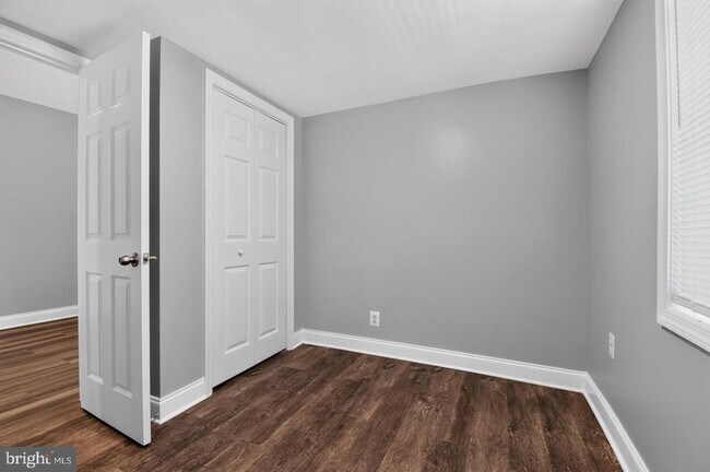 Building Photo - 1727 Forestville Rd