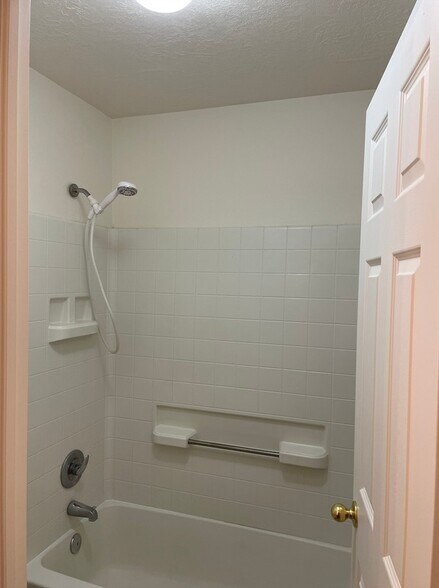 Building Photo - 14021 Sonora Way