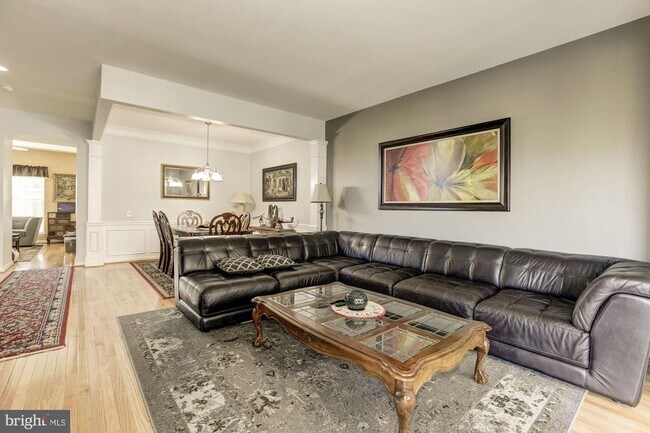 Building Photo - 43531 Heritage Gap Terrace