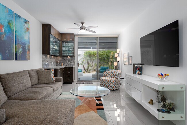 Building Photo - 477 Desert Lakes Dr