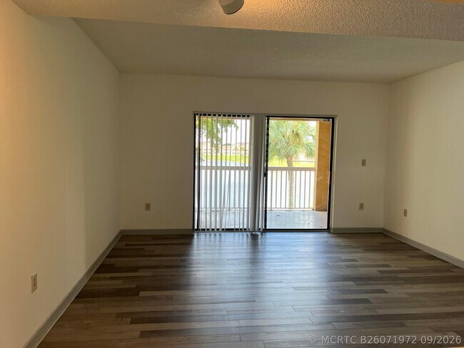 Building Photo - 5200 NW 31st Ave