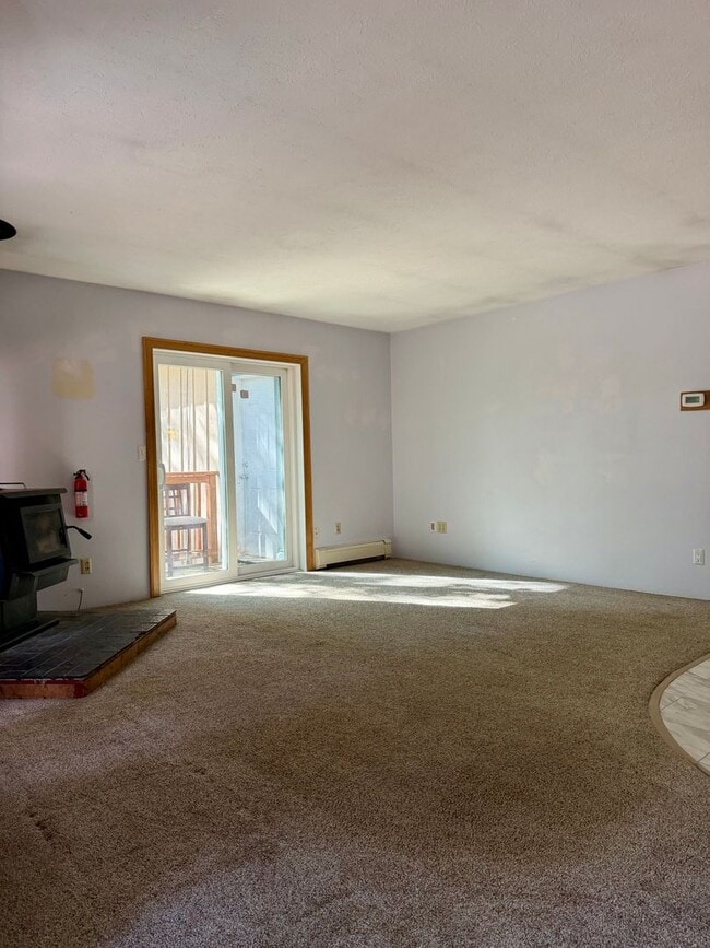 Building Photo - 2585 Stellar Way