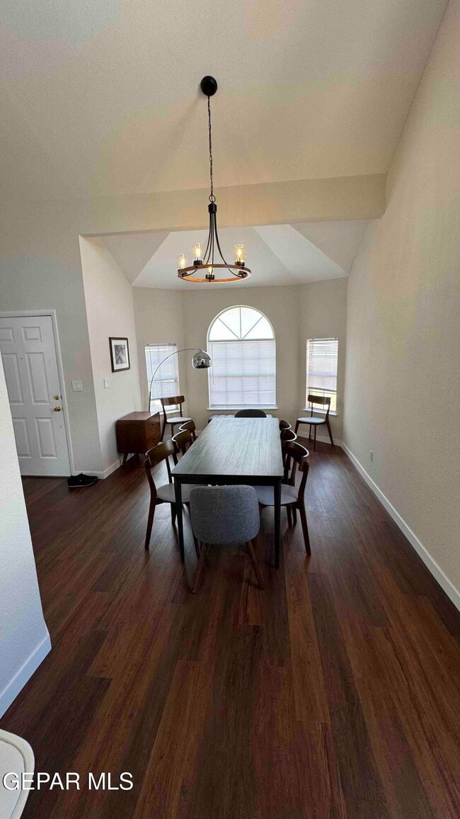 Building Photo - 7448 Plaza Taurina Dr