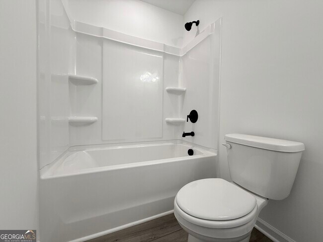 Building Photo - 207 Foxhill Dr