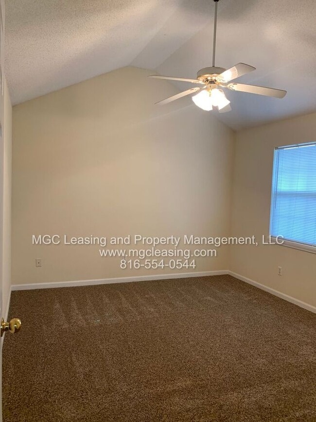 Building Photo - Welcome to Whispering Winds Townhomes – Wh...