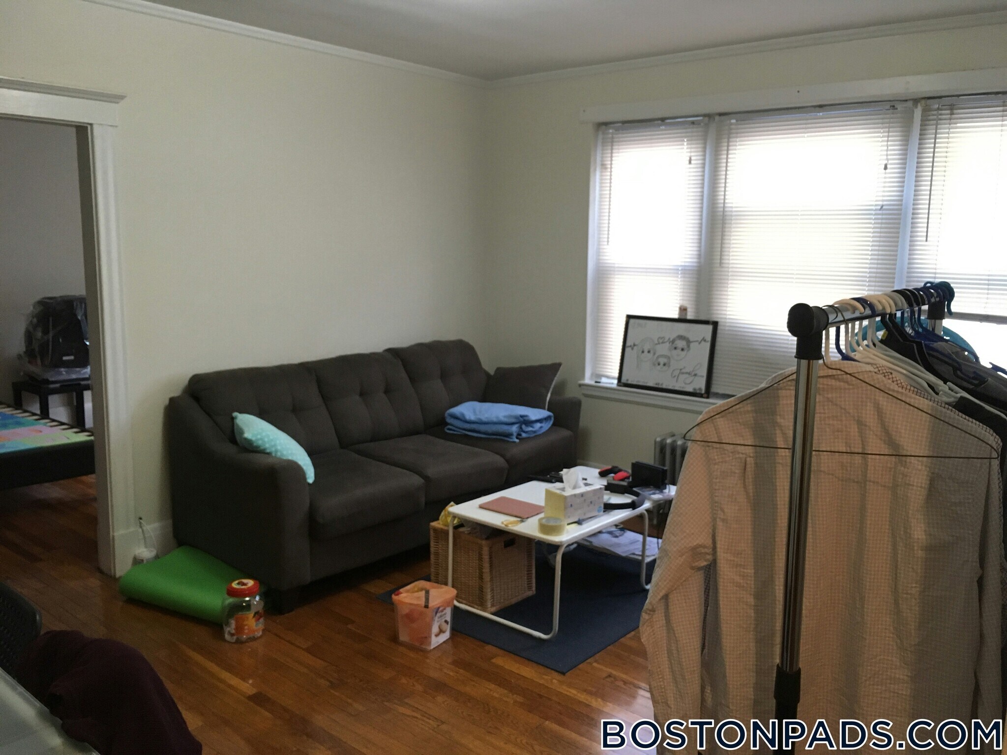 Building Photo - 349 Pleasant St