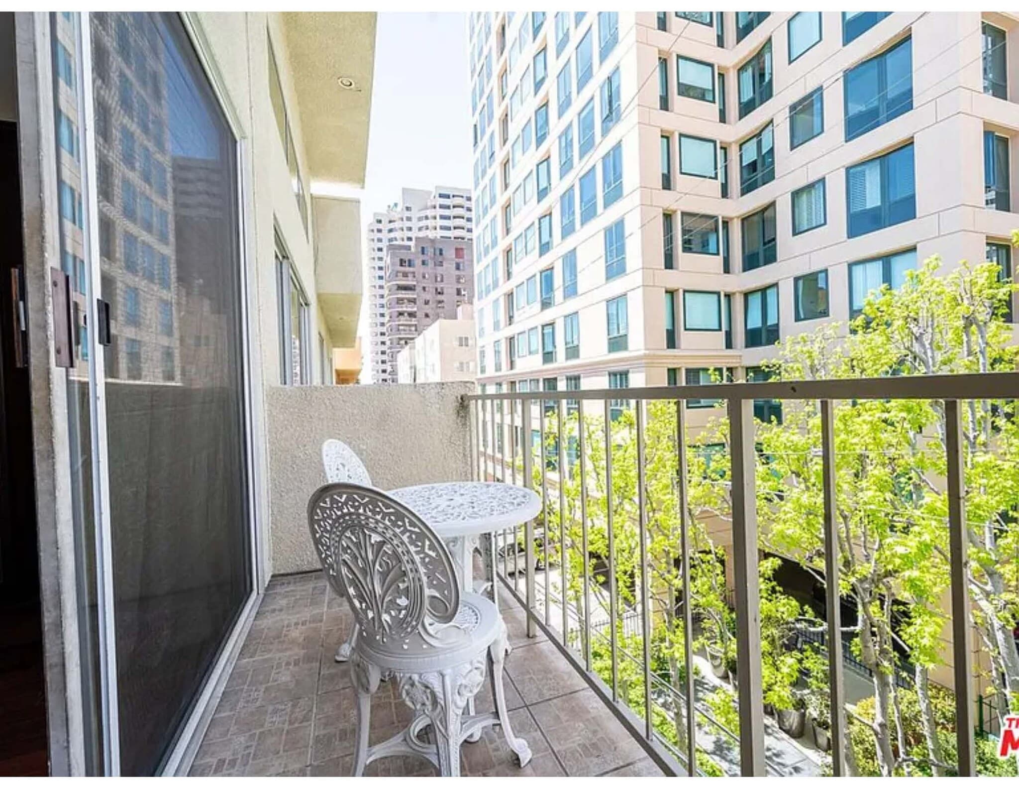 Great Room Balcony - 10511 Ashton Ave