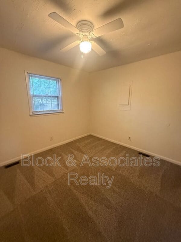 Building Photo - 1326 Spanish Dr