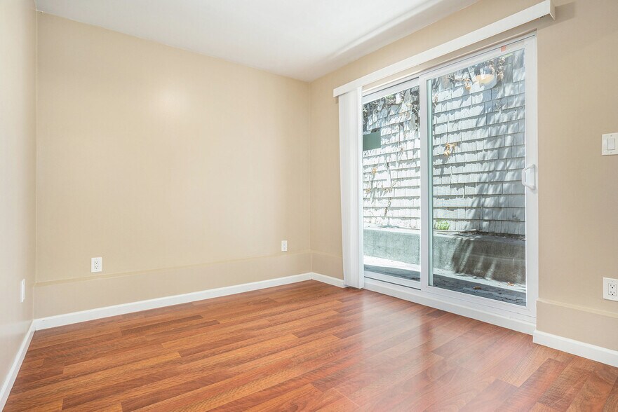 Building Photo - 1215 San Pablo Ave