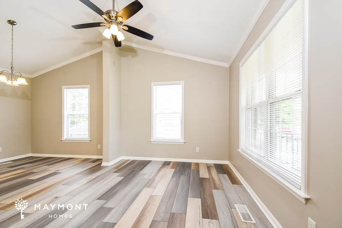 Building Photo - 4819 Shady Pine Dr