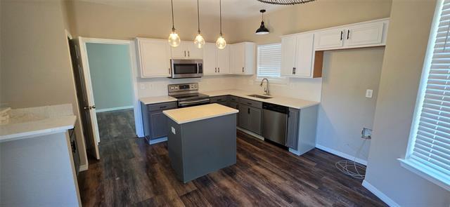 Building Photo - 741 Willow Crest Dr