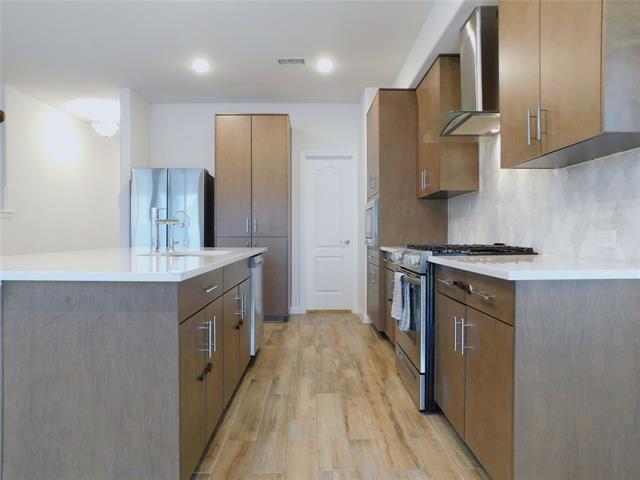 Building Photo - 1111 Saddle Ridge Dr