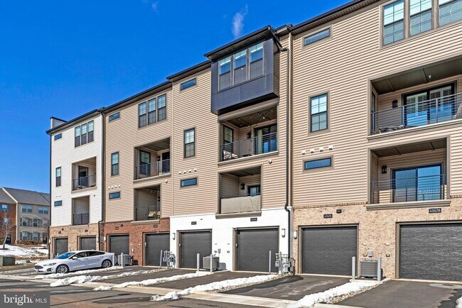 Building Photo - 43474 Danville Ter