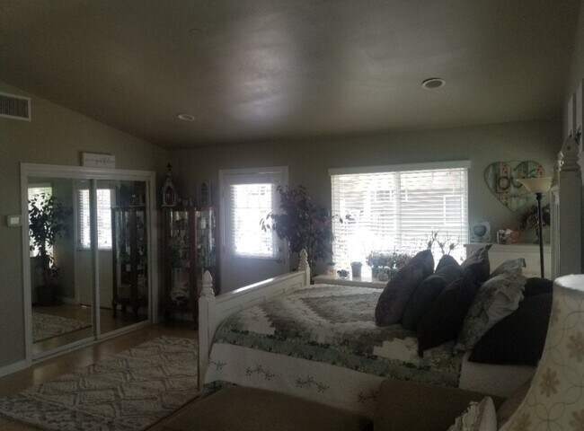 Building Photo - 2345 248th St